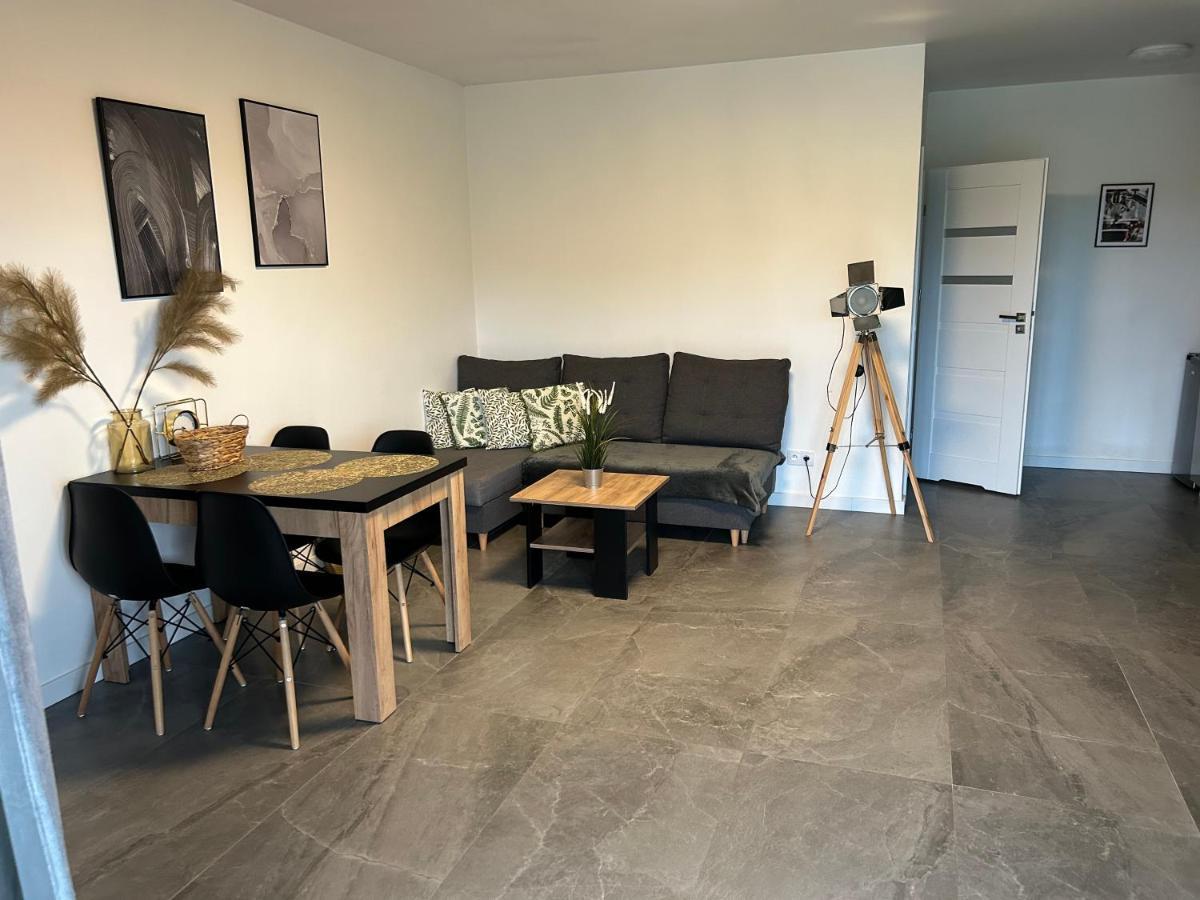 Koniec Swiata Stare Sady Apartment มิโคไวกี ภายนอก รูปภาพ