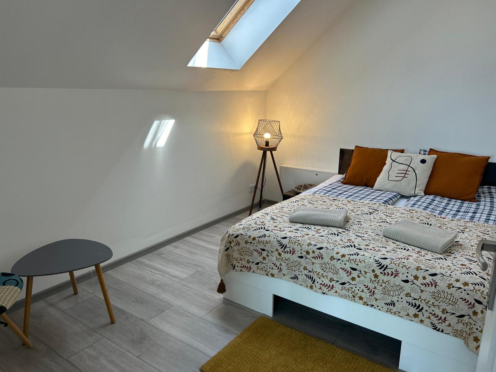 Koniec Swiata Stare Sady Apartment มิโคไวกี ภายนอก รูปภาพ